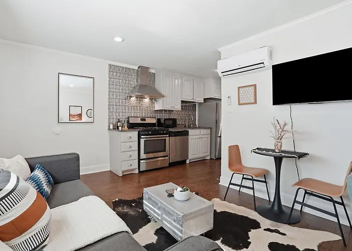 Apartment Worth Near Tcu - King Bed Fort Worth