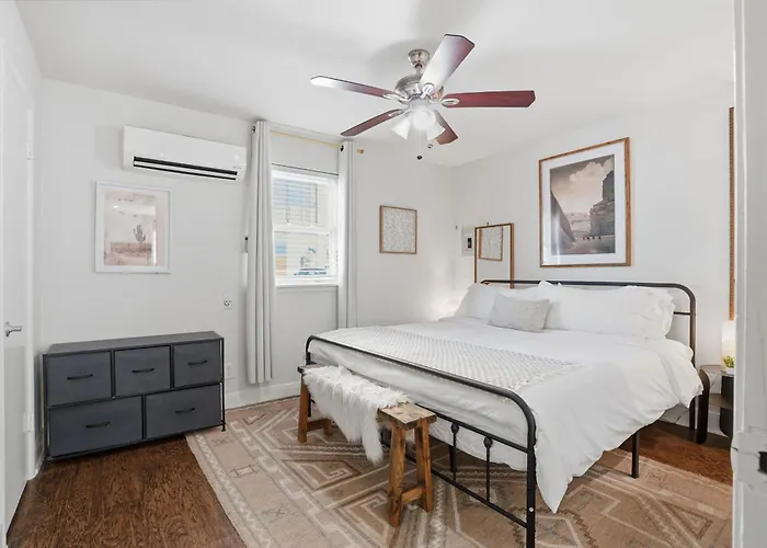 Worth Near Tcu - King Bed Apartment Fort Worth