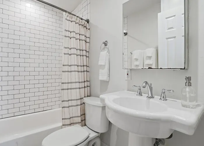 Worth Near Tcu - King Bed Apartment